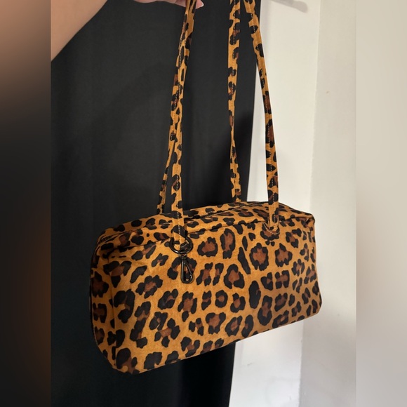 Baggu Leopard Bowler Bag - Picture 2 of 7